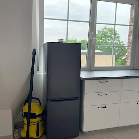 Peaceful Shared Apartment, *