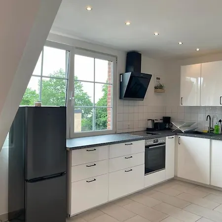 Peaceful Shared Apartment, Bergisch Gladbach